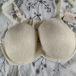 Secret Treasures 42D Bra
